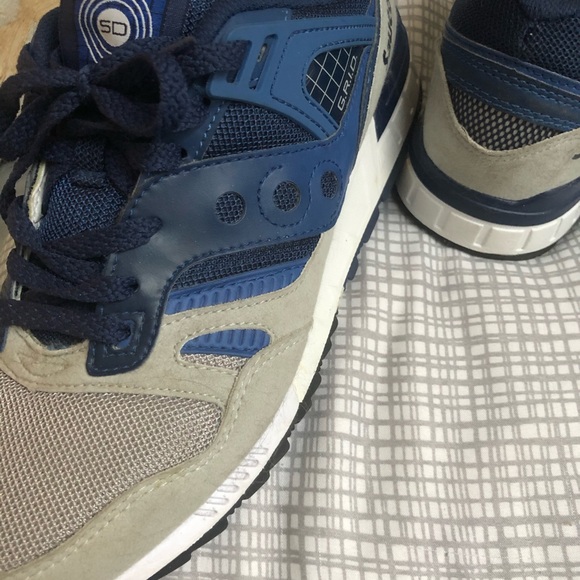 Saucony Men’s shoes - Picture 3 of 3